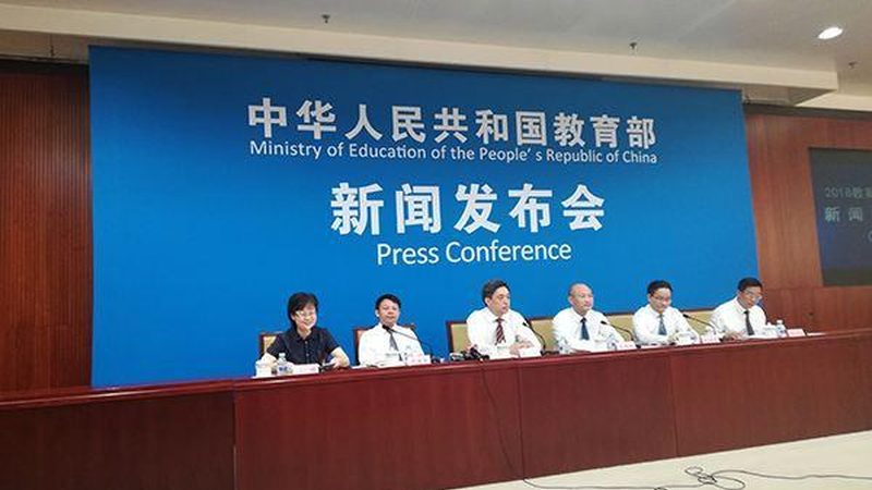 小标题：师资背景与教学效果的关系